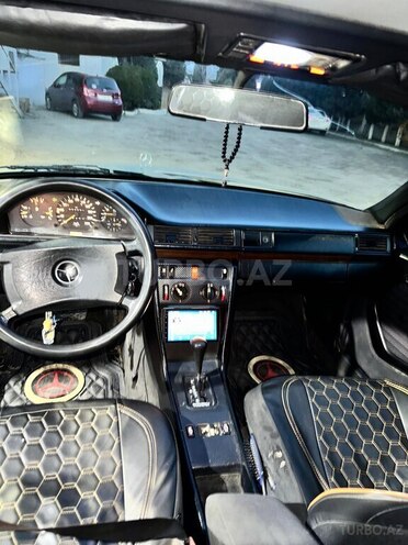 Mercedes E 200 1991, 660,000 km - 2.0 л - Masallı