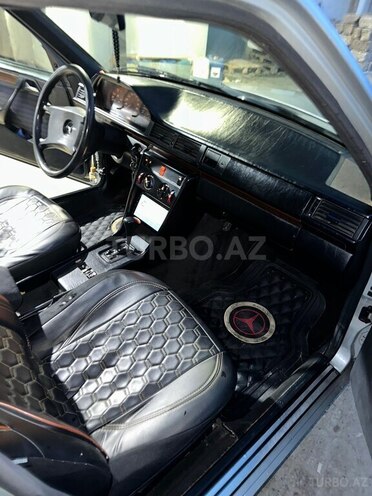 Mercedes E 200 1991, 660,000 km - 2.0 л - Masallı