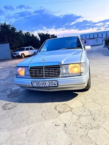 Mercedes E 200 1991, 660,000 km - 2.0 л - Masallı