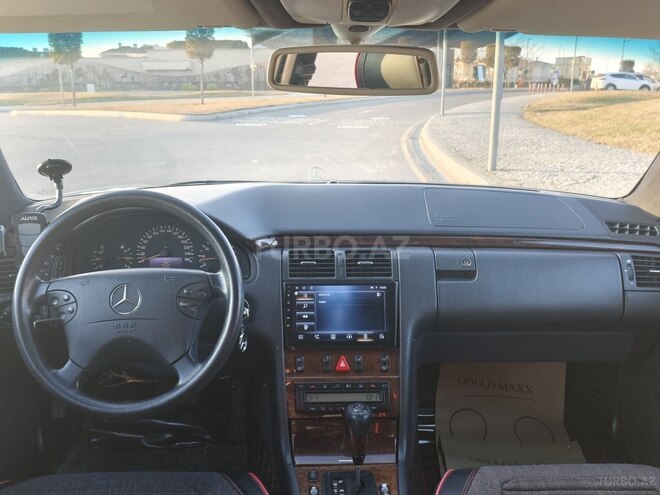 Mercedes E 240 1998, 300,000 km - 2.4 l - Bakı