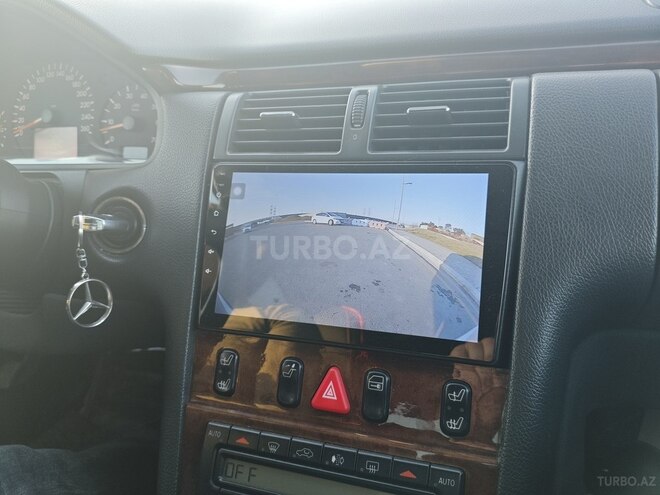 Mercedes E 240 1998, 300,000 km - 2.4 l - Bakı