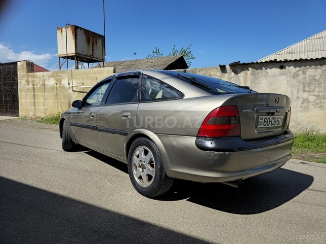 Opel Vectra 1996, 495,310 km - 2.0 l - Tovuz