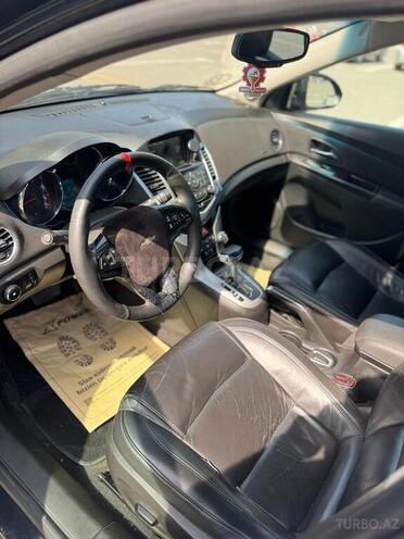Chevrolet Cruze 2013, 268,243 km - 1.4 l - Sumqayıt