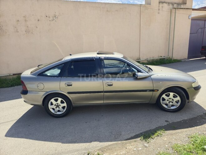 Opel Vectra 1996, 495,310 km - 2.0 l - Tovuz