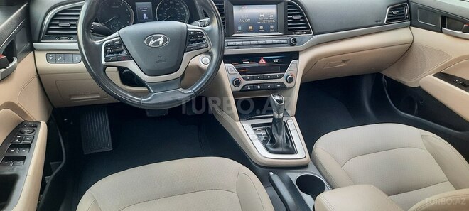 Hyundai Elantra 2016, 124,000 km - 2.0 л - Bakı