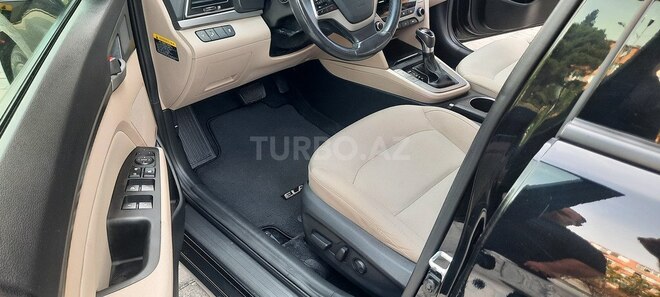 Hyundai Elantra 2016, 124,000 km - 2.0 л - Bakı