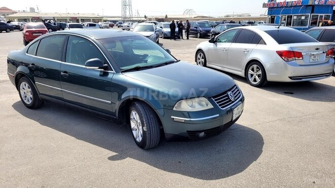 Volkswagen Passat 2004, 340,000 km - 1.8 l - Sumqayıt