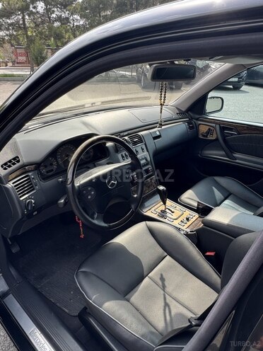 Mercedes E 320 2000, 354,400 km - 3.2 l - Bakı