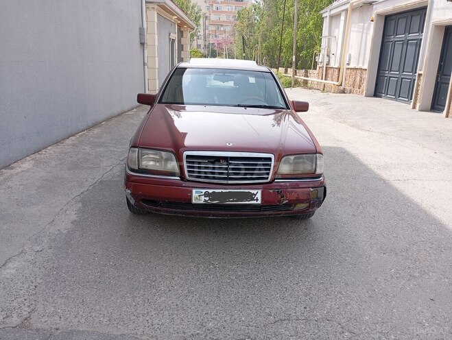 Mercedes C 220 1995, 518,000 km - 2.2 l - Bakı