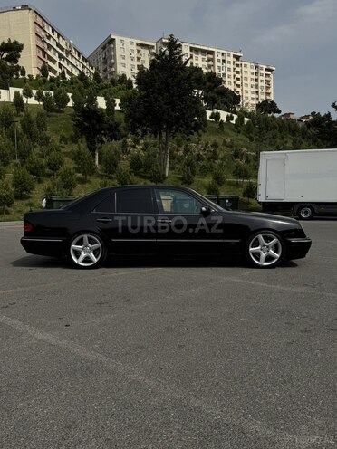 Mercedes E 320 2000, 354,400 km - 3.2 l - Bakı