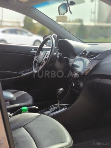 Hyundai Accent 2016, 90,000 km - 1.4 l - Bakı