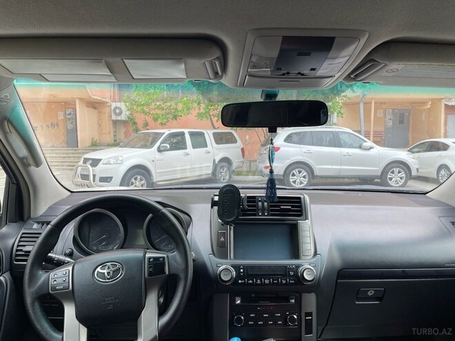 Toyota Land Cruiser Prado 2012, 228,000 km - 2.7 l - Bakı
