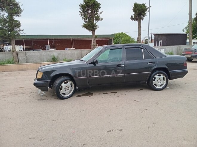 Mercedes E 250 1994, 602,872 km - 2.5 л - Masallı