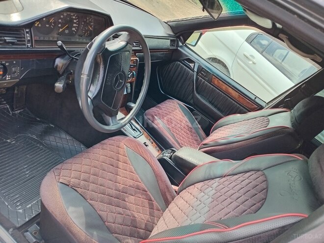 Mercedes E 250 1994, 602,872 km - 2.5 л - Masallı