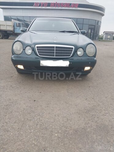 Mercedes E 220 d 2002, 367,000 km - 2.2 l - Astara