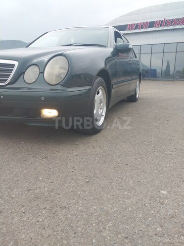 Mercedes E 220 d 2002, 367,000 km - 2.2 l - Astara