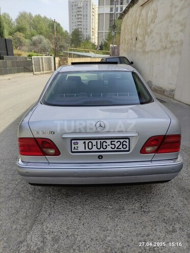 Mercedes E 240 1999, 205,000 km - 2.4 л - Bakı