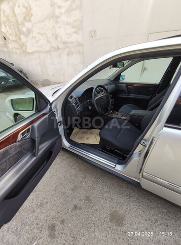 Mercedes E 240 1999, 205,000 km - 2.4 л - Bakı