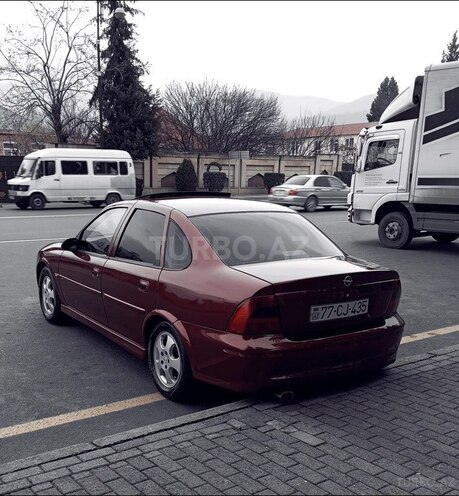 Opel Vectra 2000, 314,000 km - 1.6 л - Balakən