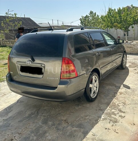 Toyota Corolla 2006, 298,000 km - 1.4 l - Qobustan