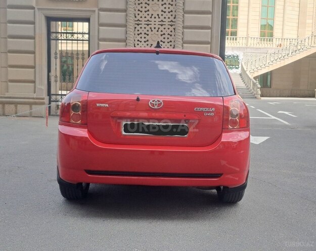 Toyota Corolla 2005, 290,000 km - 1.4 l - Bakı