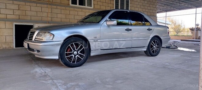 Mercedes C 240 1998, 328,000 km - 2.4 l - Bakı
