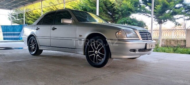 Mercedes C 240 1998, 328,000 km - 2.4 l - Bakı