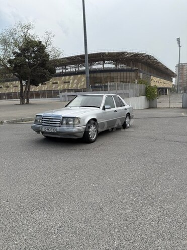 Mercedes E 230 1992, 552,495 km - 2.3 л - Bakı