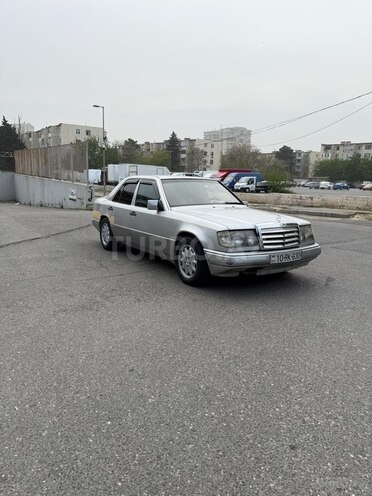 Mercedes E 230 1992, 552,495 km - 2.3 л - Bakı