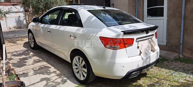 Kia Cerato 2011, 281,700 km - 2.0 l - Bakı