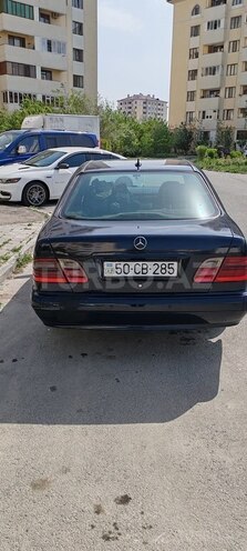 Mercedes E 220 d 1999, 492,500 km - 2.2 l - Sumqayıt
