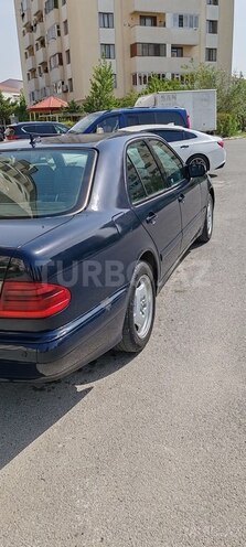 Mercedes E 220 d 1999, 492,500 km - 2.2 l - Sumqayıt