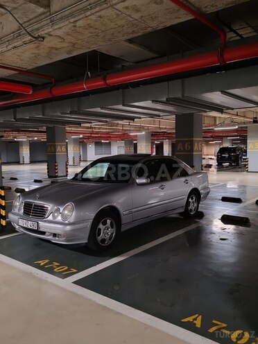 Mercedes E 220 d 2001, 550,000 km - 2.2 л - Bakı