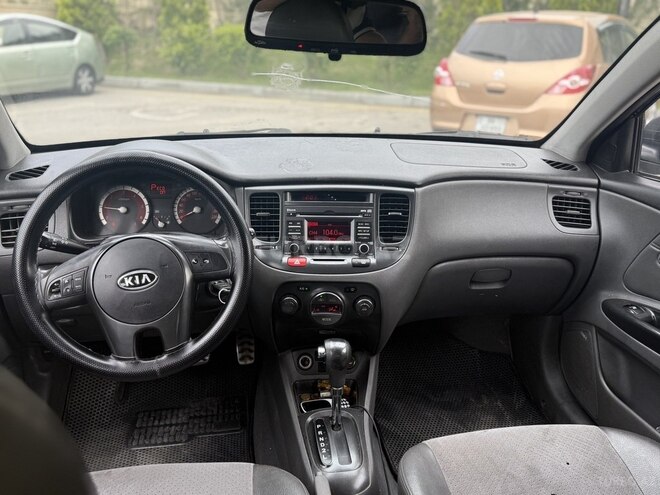 Kia Rio 2010, 484,000 km - 1.6 л - Bakı
