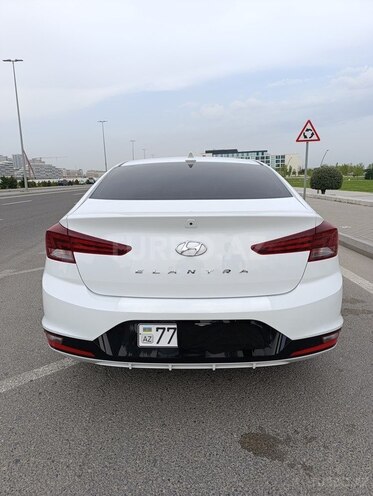 Hyundai Elantra 2019, 1,770 km - 2.0 л - Bakı