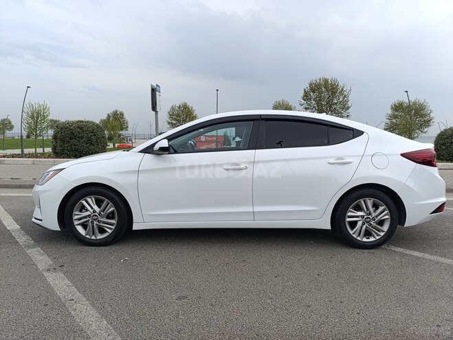 Hyundai Elantra 2019, 1,770 km - 2.0 л - Bakı