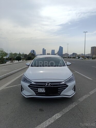 Hyundai Elantra 2019, 1,770 km - 2.0 л - Bakı