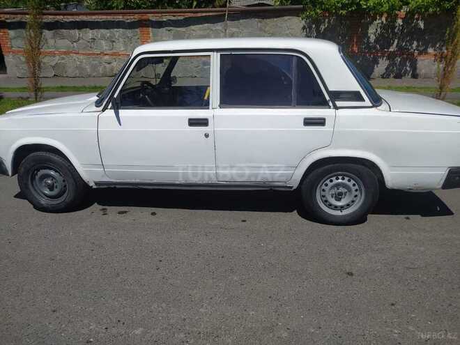 LADA (VAZ) 2107 1984, 95,000 km - 1.6 l - Qax