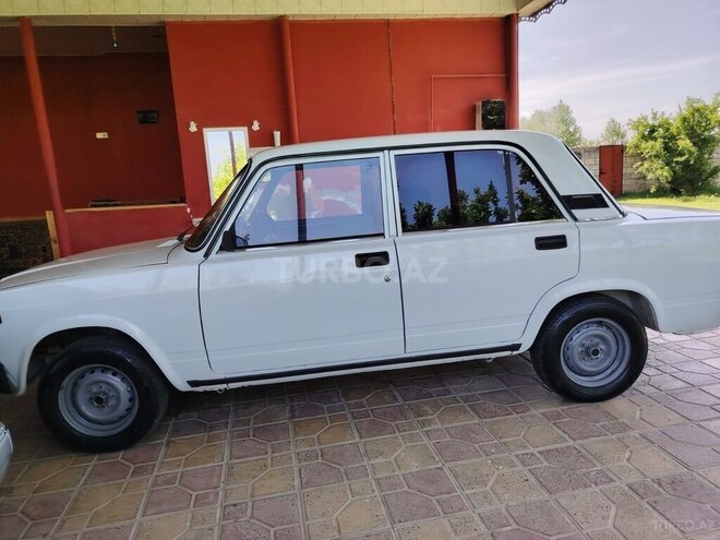 LADA (VAZ) 2107 2003, 95,000 km - 1.6 л - Beyləqan
