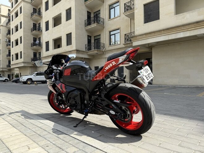 Suzuki GSX-R 1000-3