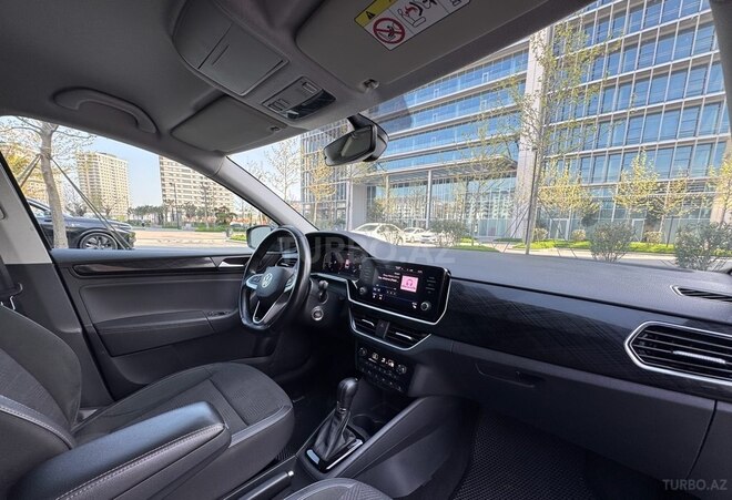 Volkswagen Polo 2021, 76,000 km - 1.6 л - Bakı