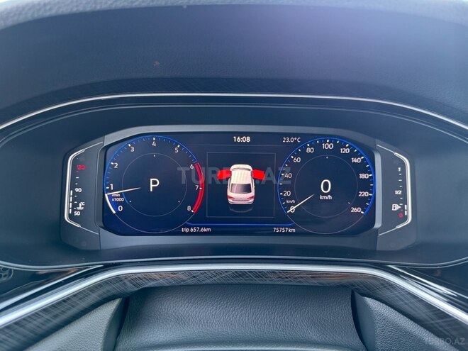 Volkswagen Polo 2021, 76,000 km - 1.6 л - Bakı