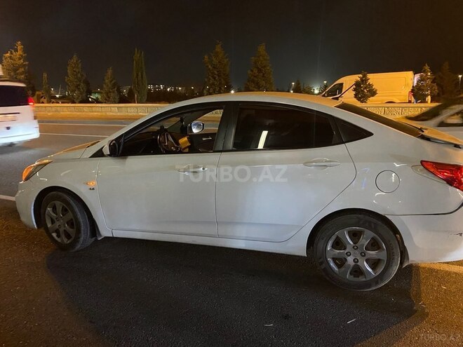 Hyundai Accent 2014, 170,340 km - 1.6 l - Bakı