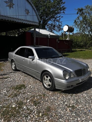 Mercedes E 320 2000, 254,444 km - 3.2 l - Bərdə