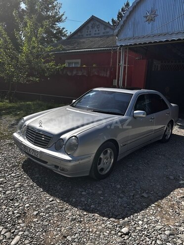 Mercedes E 320 2000, 254,444 km - 3.2 l - Bərdə