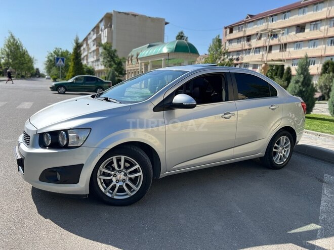 Chevrolet Aveo 2015, 231,000 km - 1.6 l - Yevlax