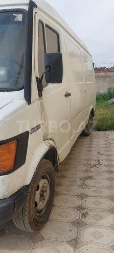 Mercedes 208 D 1991, 245,000 km - 2.5 l - Bakı