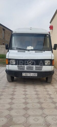 Mercedes 208 D 1991, 245,000 km - 2.5 l - Bakı