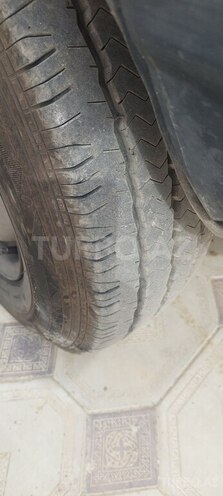 Mercedes 208 D 1991, 245,000 km - 2.5 l - Bakı