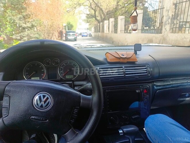 Volkswagen Passat 2001, 329,000 km - 2.0 l - Bakı